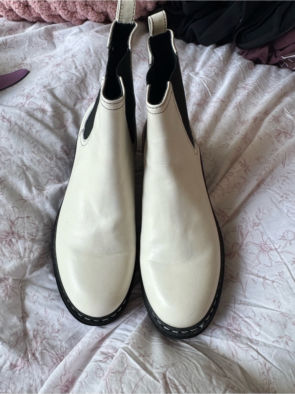 Marc Fisher White Leather Chelsea Boots with Black Elastic Side Panels